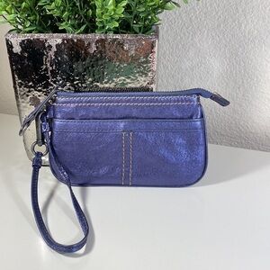 Clarks Metallic Purple Leather Wristlet Pouch Clutch Card Holder
